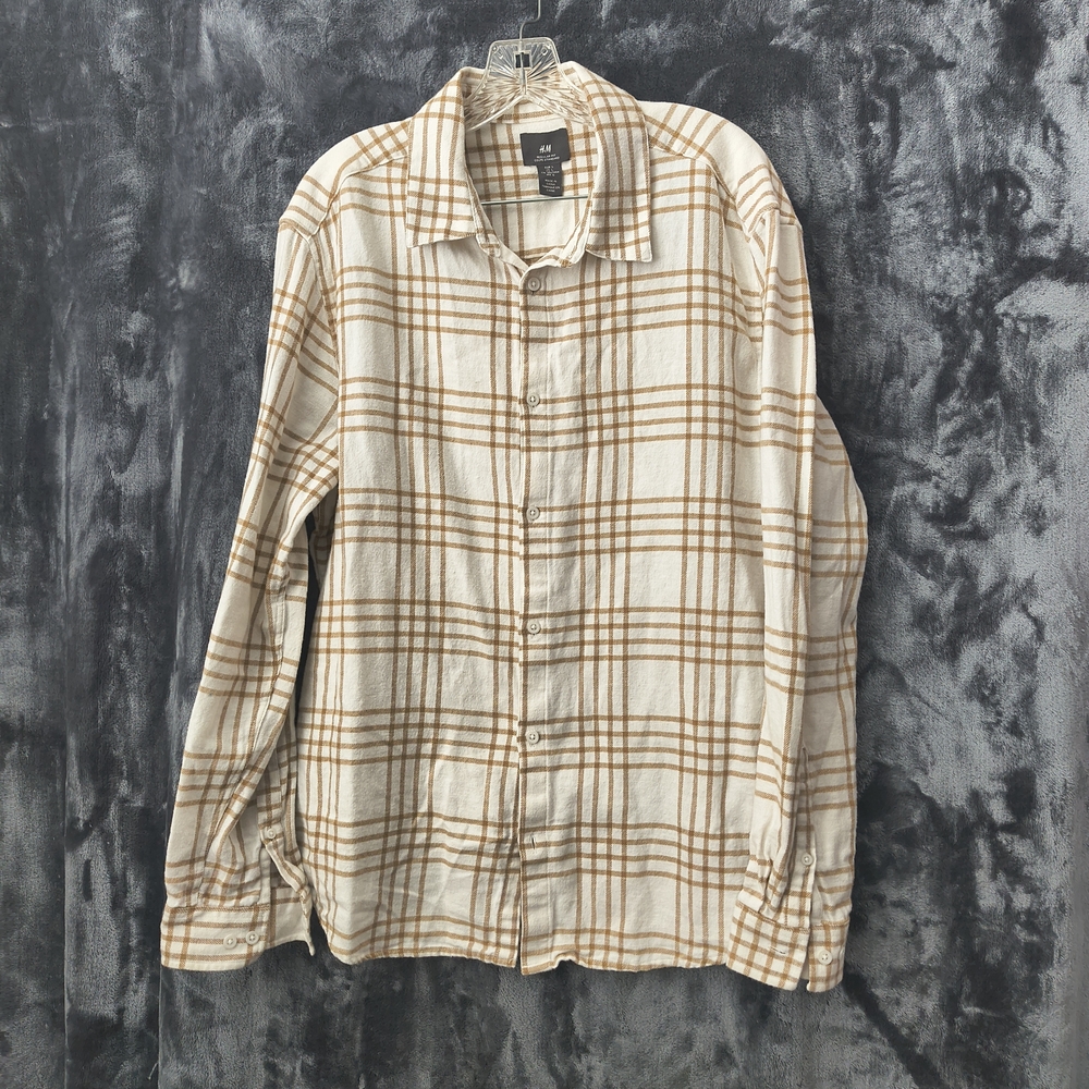 H&M Flannel Tan and Cream Long Sleeve Button Down Shirt Men's Large